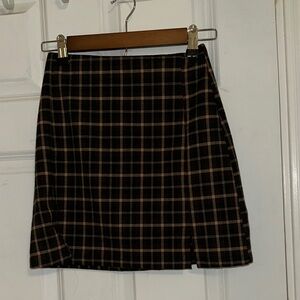 Brandy Melville Plaid skirt